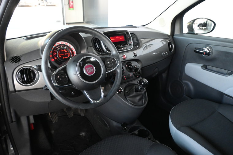 Vehicle Image 21