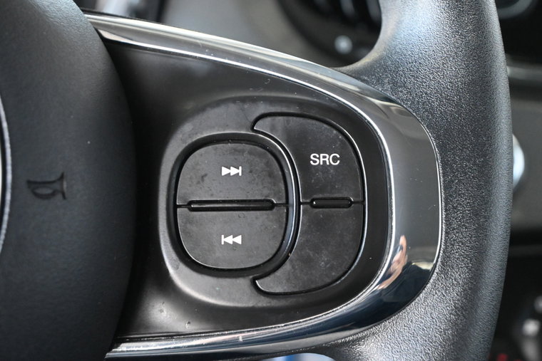 Vehicle Image 27