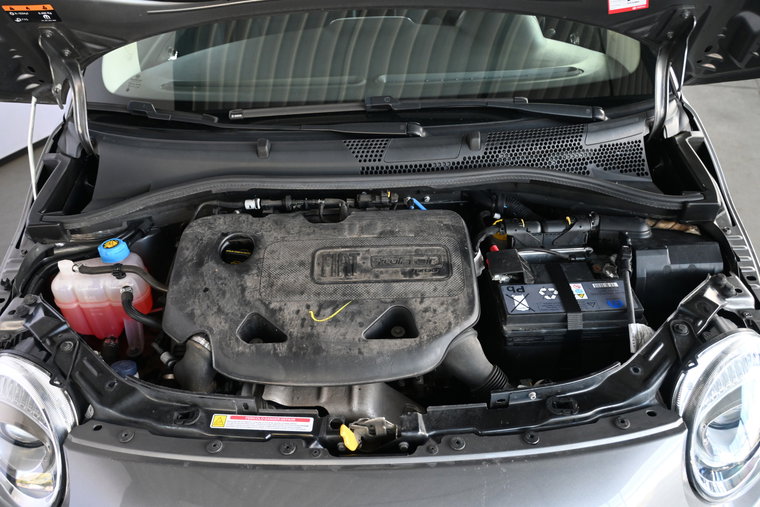 Vehicle Image 35