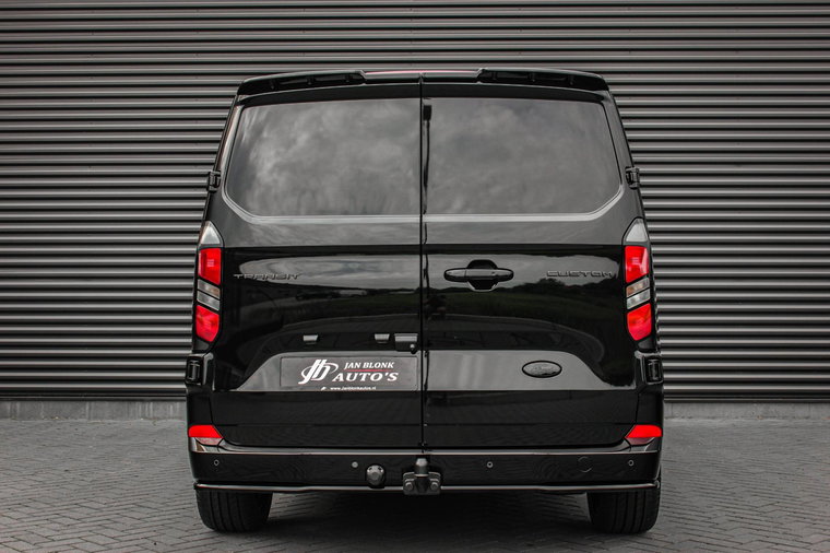 Vehicle Image 39