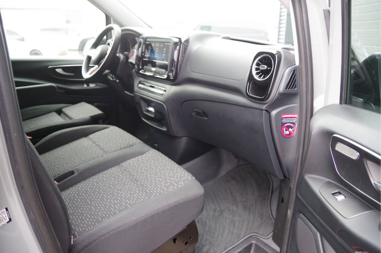 Vehicle Image 39