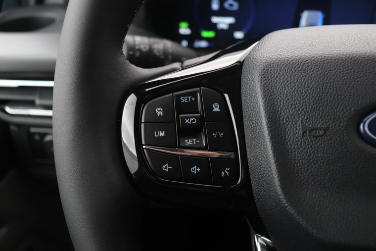 Vehicle Image 39