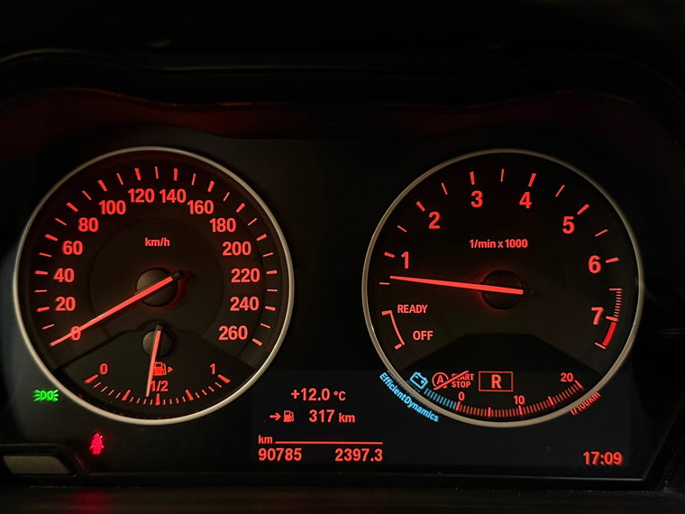 Vehicle Image 23