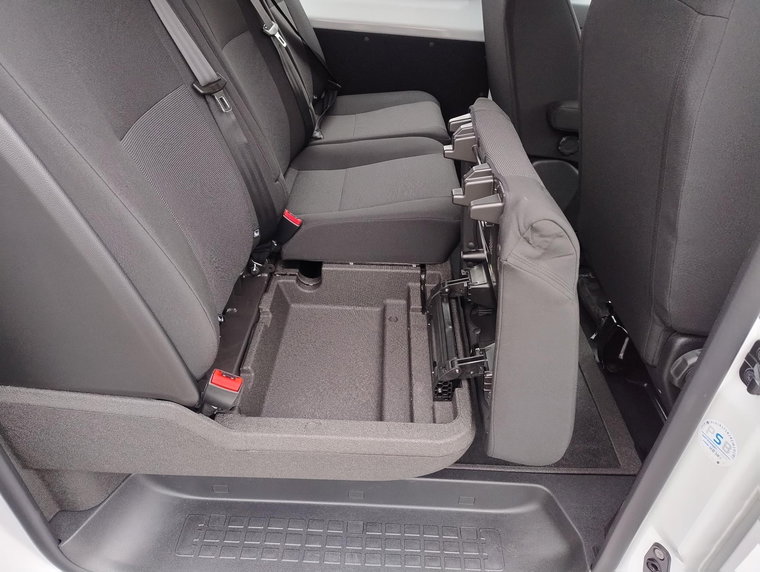 Vehicle Image 31