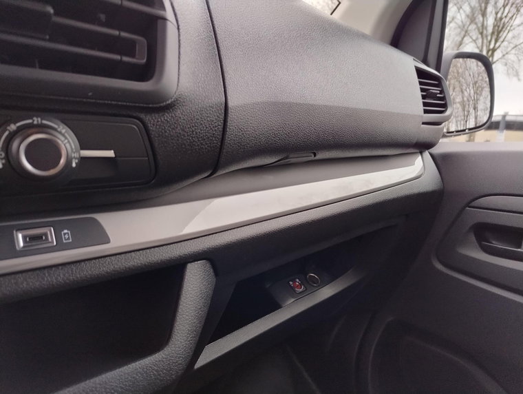 Vehicle Image 53