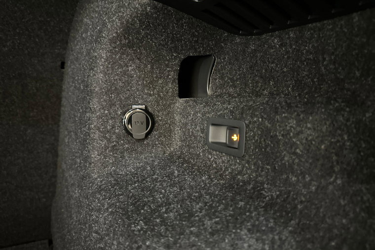Vehicle Image 33