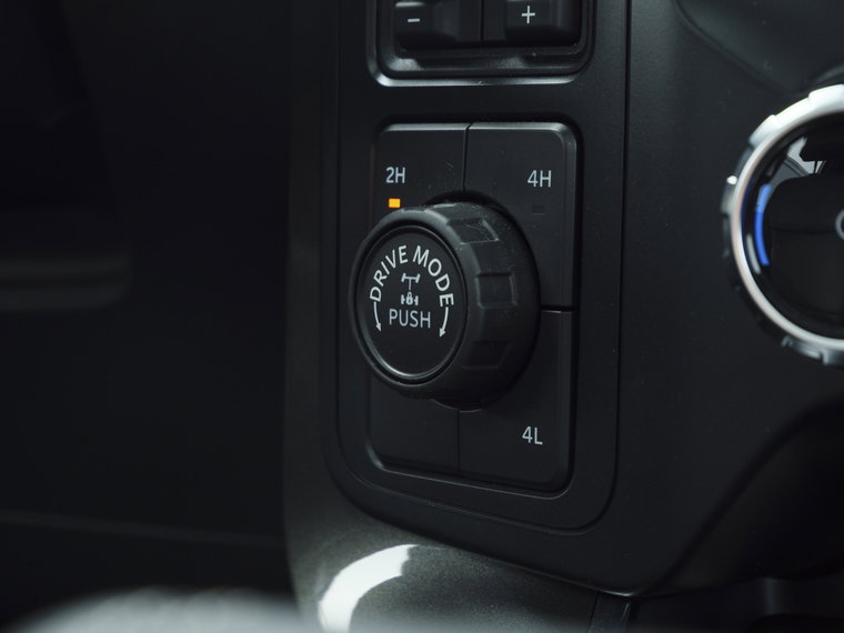 Vehicle Image 48