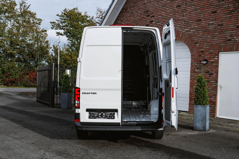 Vehicle Image 23