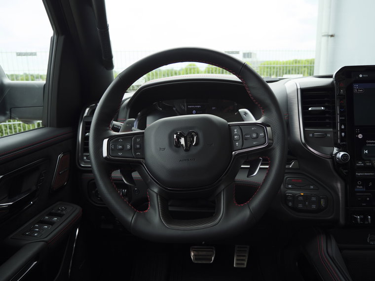 Vehicle Image 48