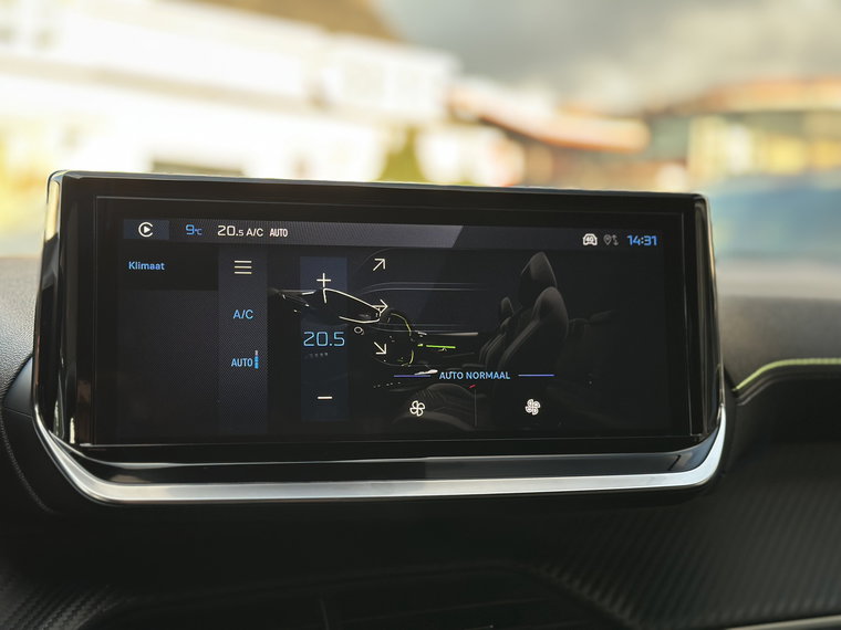 Vehicle Image 36