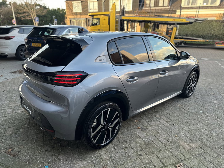 Vehicle Image 45