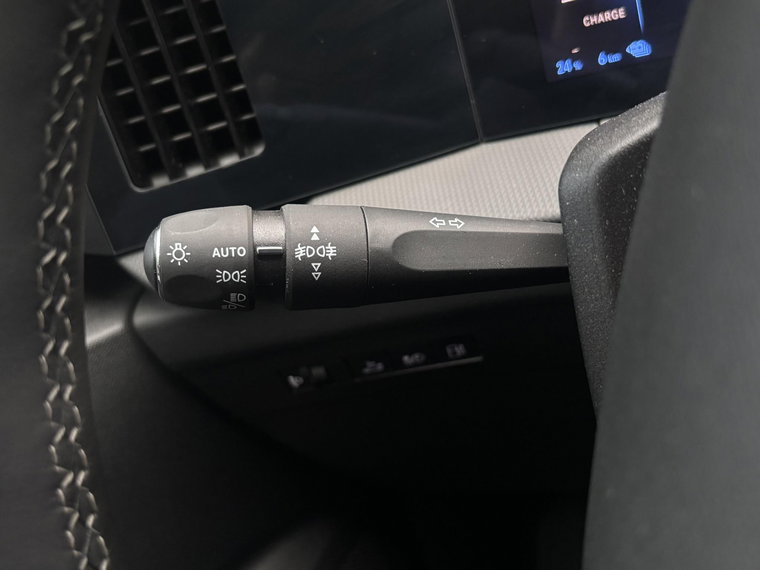 Vehicle Image 27