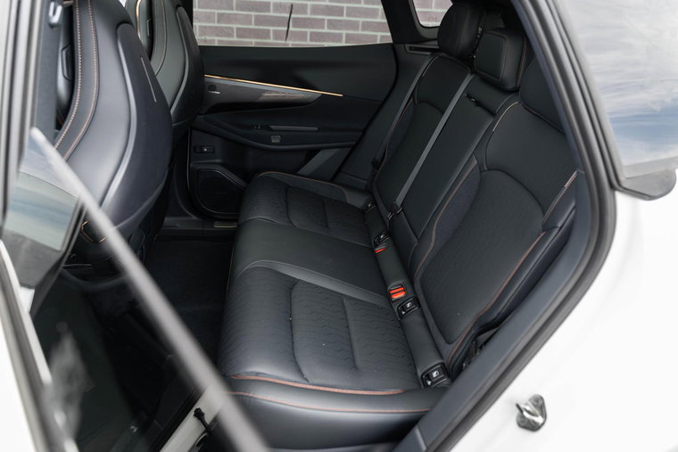 Vehicle Image 20