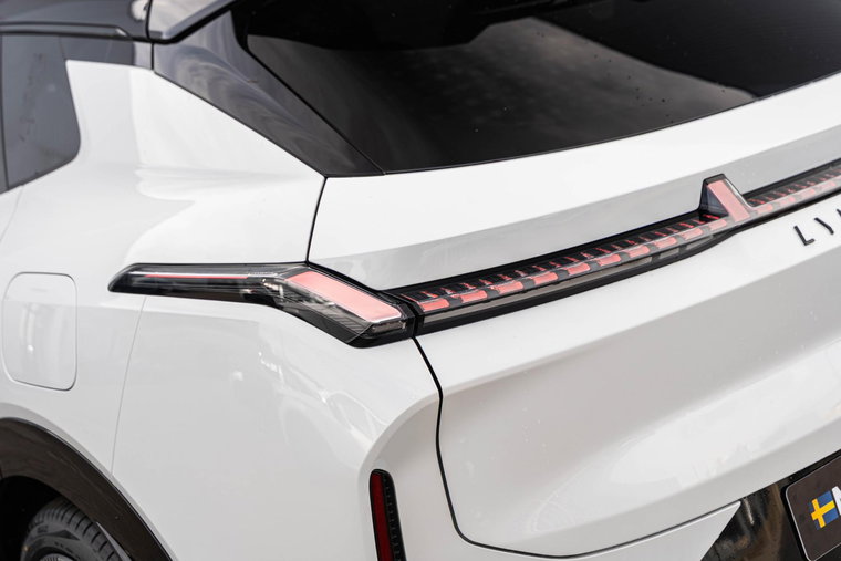 Vehicle Image 36