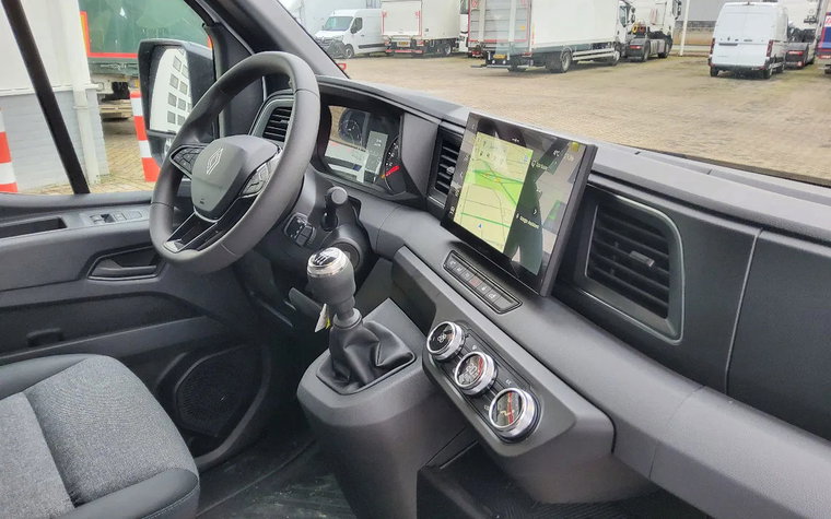 Vehicle Image 19