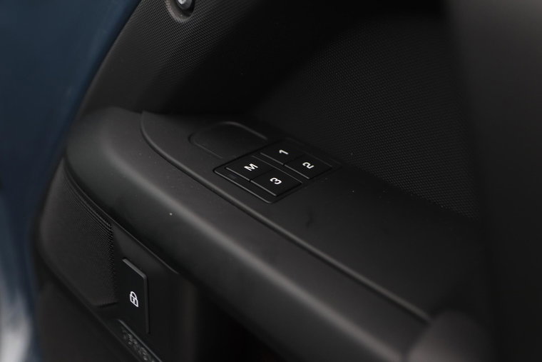 Vehicle Image 41