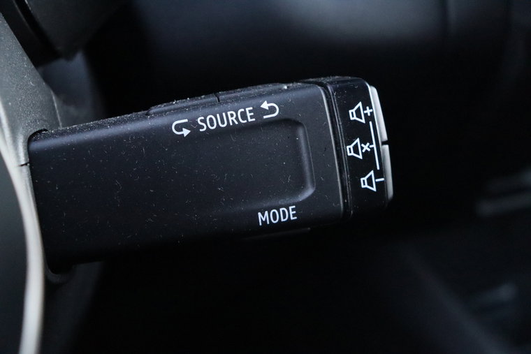 Vehicle Image 27