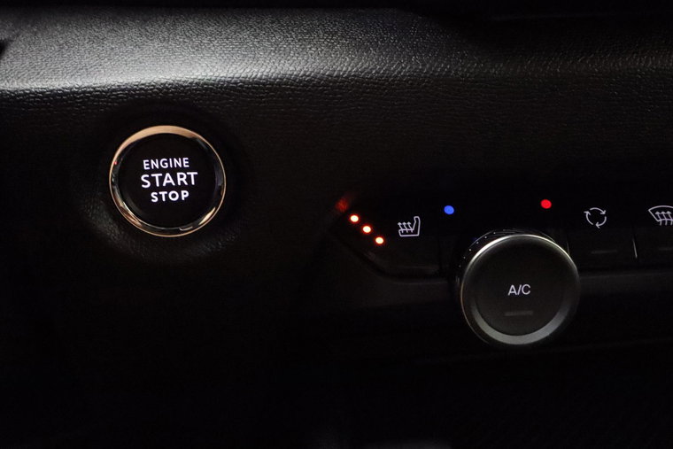 Vehicle Image 27