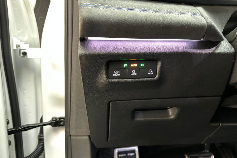 Vehicle Image 20