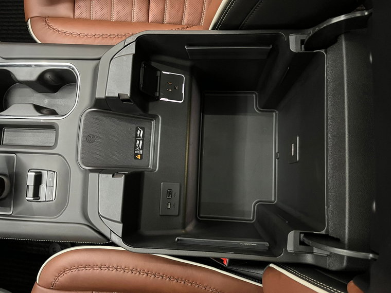Vehicle Image 53