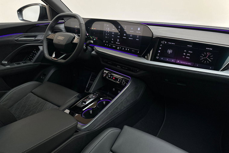 Vehicle Image 14