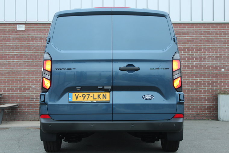 Vehicle Image 31