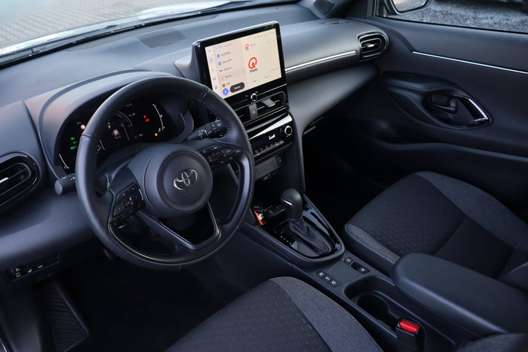 Vehicle Image 10