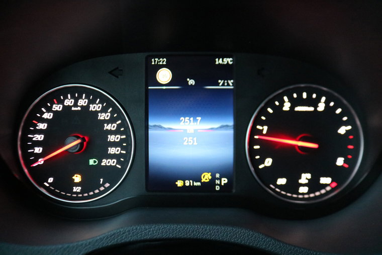 Vehicle Image 22