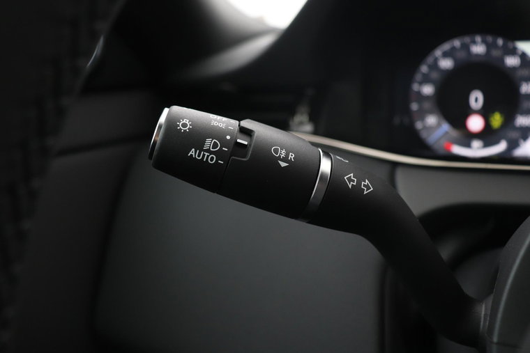 Vehicle Image 43