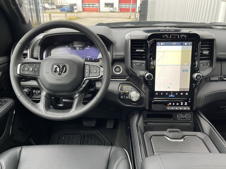 Vehicle Image 41