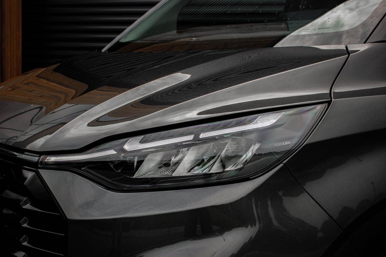 Vehicle Image 30