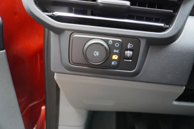 Vehicle Image 23