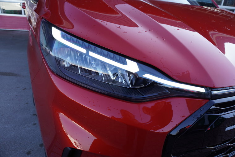 Vehicle Image 11