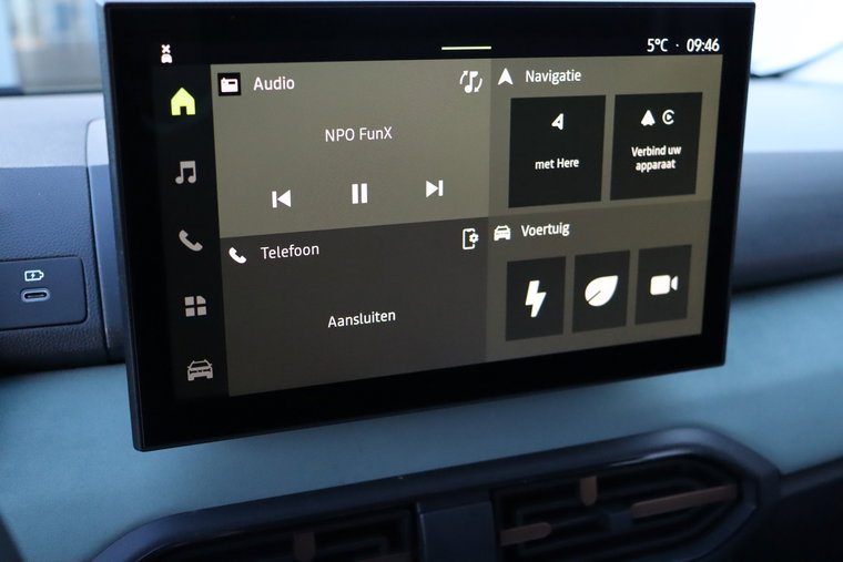 Vehicle Image 15