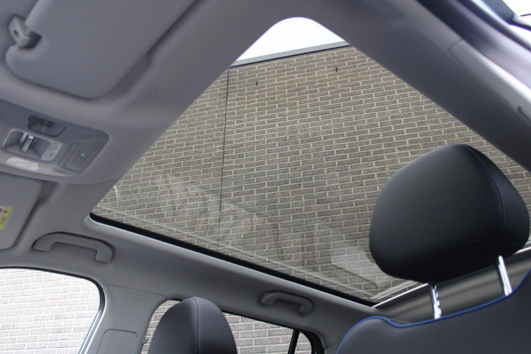 Vehicle Image 24