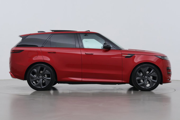 Vehicle Image 10