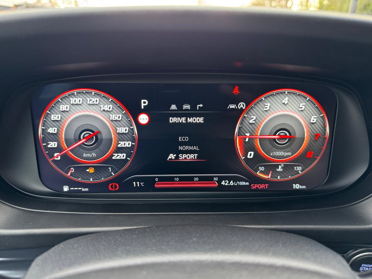 Vehicle Image 20