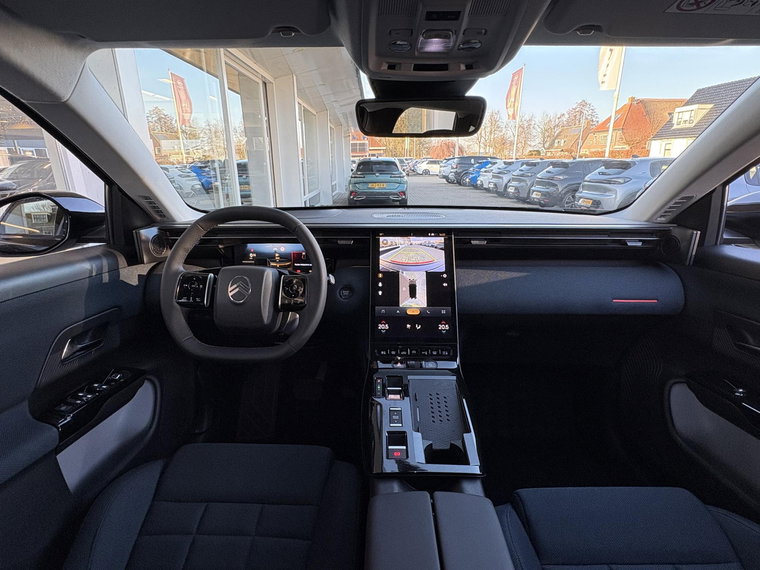 Vehicle Image 20