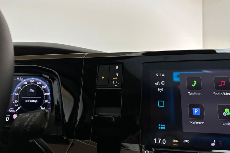 Vehicle Image 36