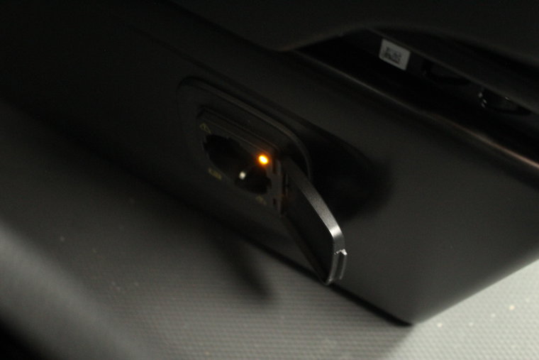 Vehicle Image 38