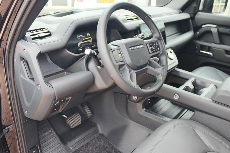 Vehicle Image 11