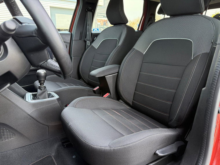 Vehicle Image 22