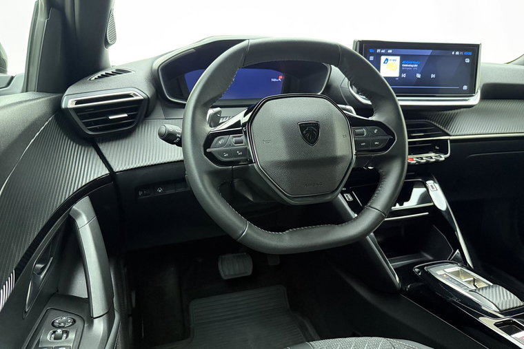 Vehicle Image 33