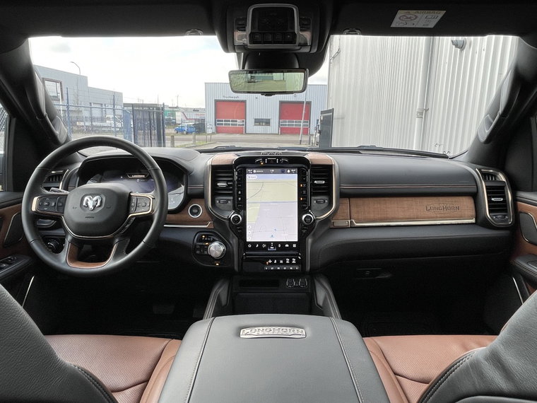 Vehicle Image 41