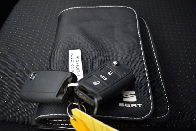 Vehicle Image 35