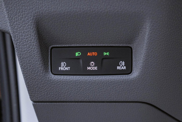 Vehicle Image 21
