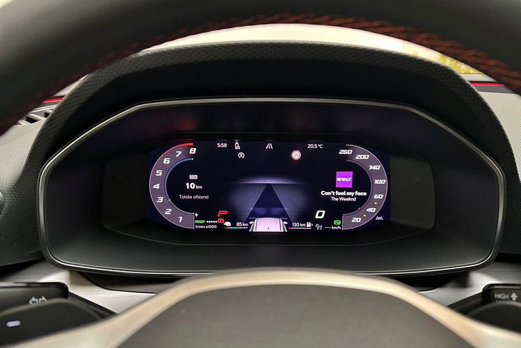Vehicle Image 19