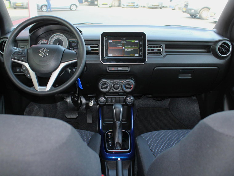Vehicle Image 15