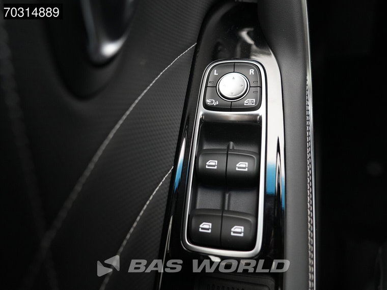 Vehicle Image 39
