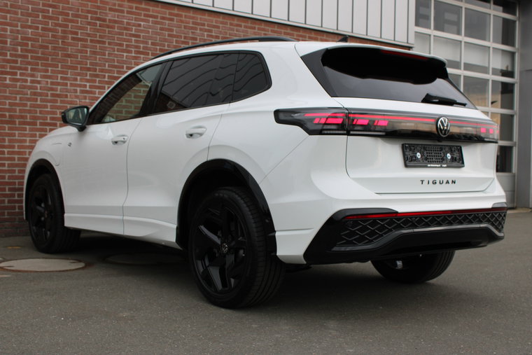 Vehicle Image 48